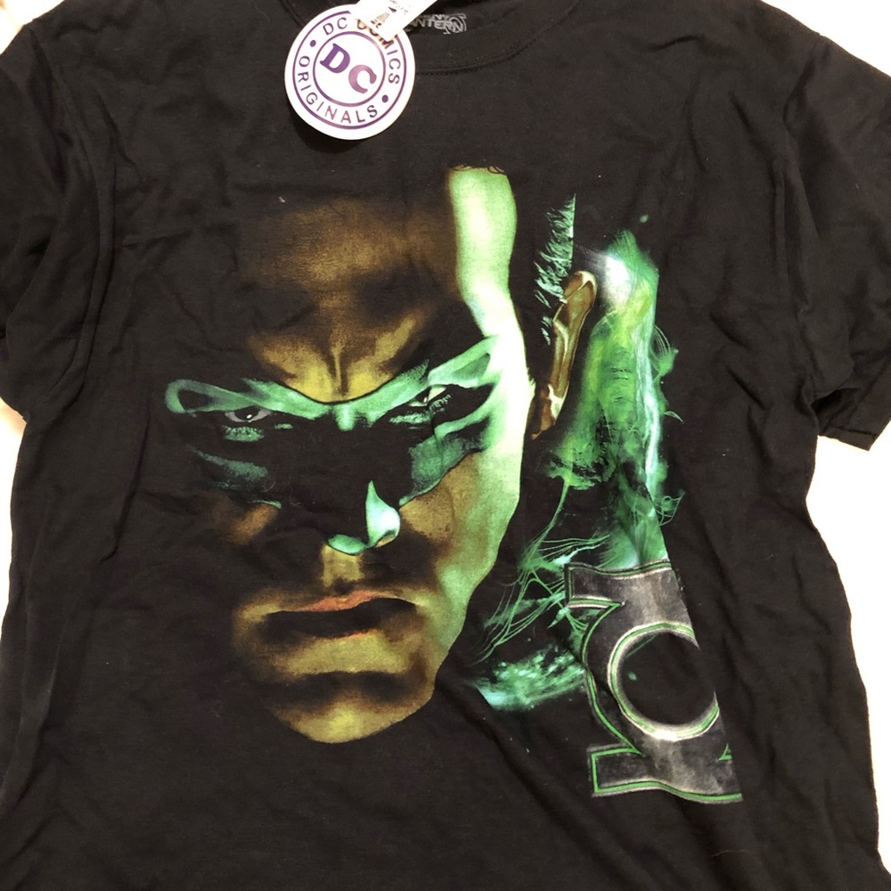 Green lantern t shirt
